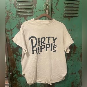 Pebee forever dirty hippie side slit tee size large